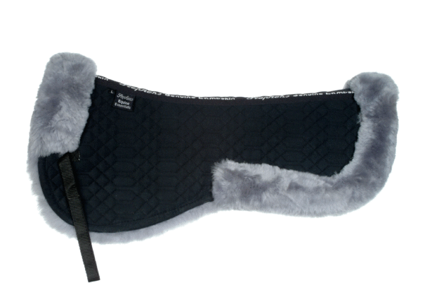 Sheepskin saddle pad